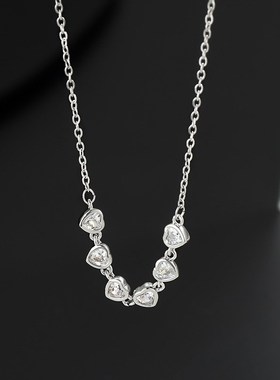 2024年新款微镶锆石气质锁骨链女小众设计感爱心吊坠项链精致颈链