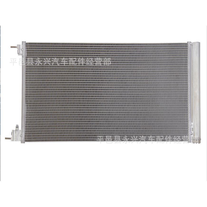 新君威2.0汽车冷凝器散热网迈锐宝2.0汽车水箱11-13年款汽车水箱