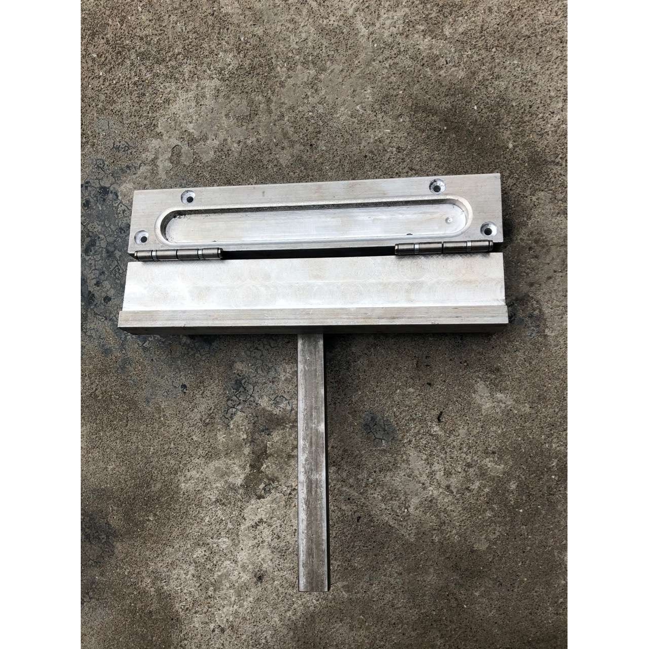 连体颜料盒手动压盖模具水彩水粉丙烯分装空盒便捷压盖靠模