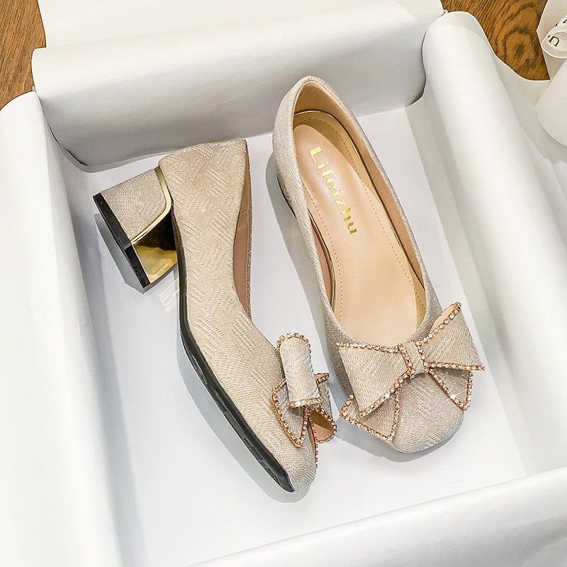 法式百搭粗跟f中跟单鞋女2024年新款秋季爆款晚晚鞋大码女鞋41-43