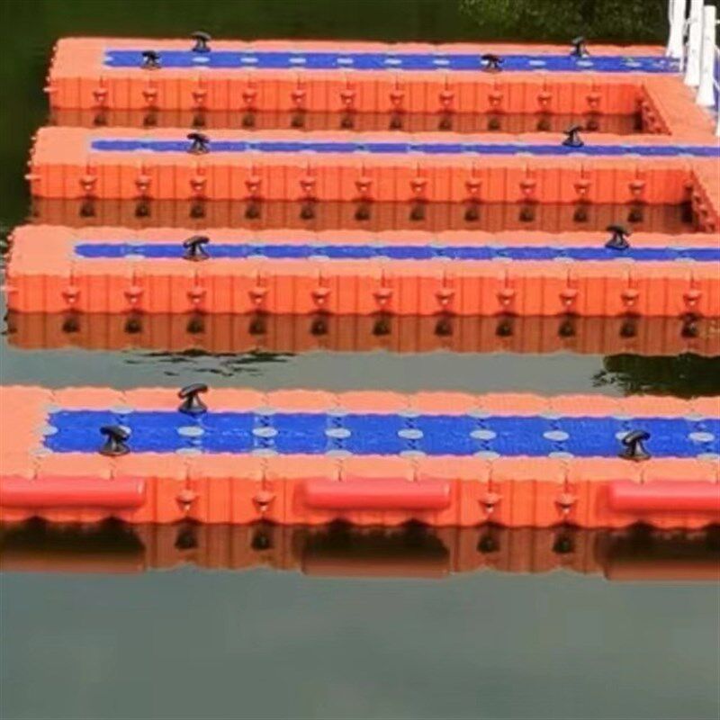 水上钓鱼浮筒游艺设施浮台聚乙炳烯停靠浮动码头塑料泊位浮筒浮桥
