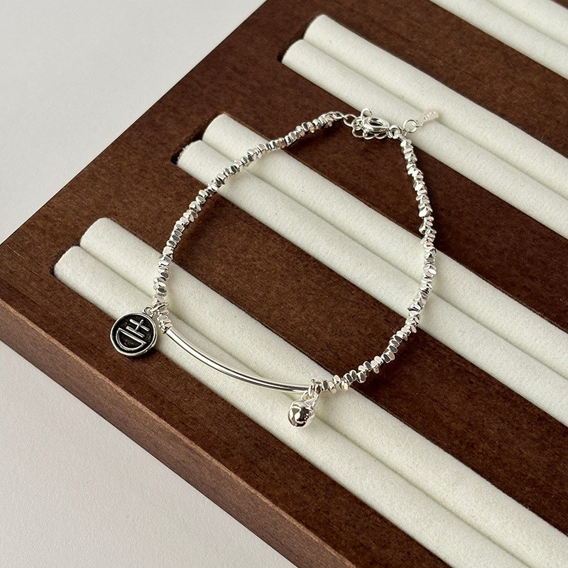 日韩版碎银几两手链女小众设计高级感吉挂牌铃铛手环轻奢几何手饰