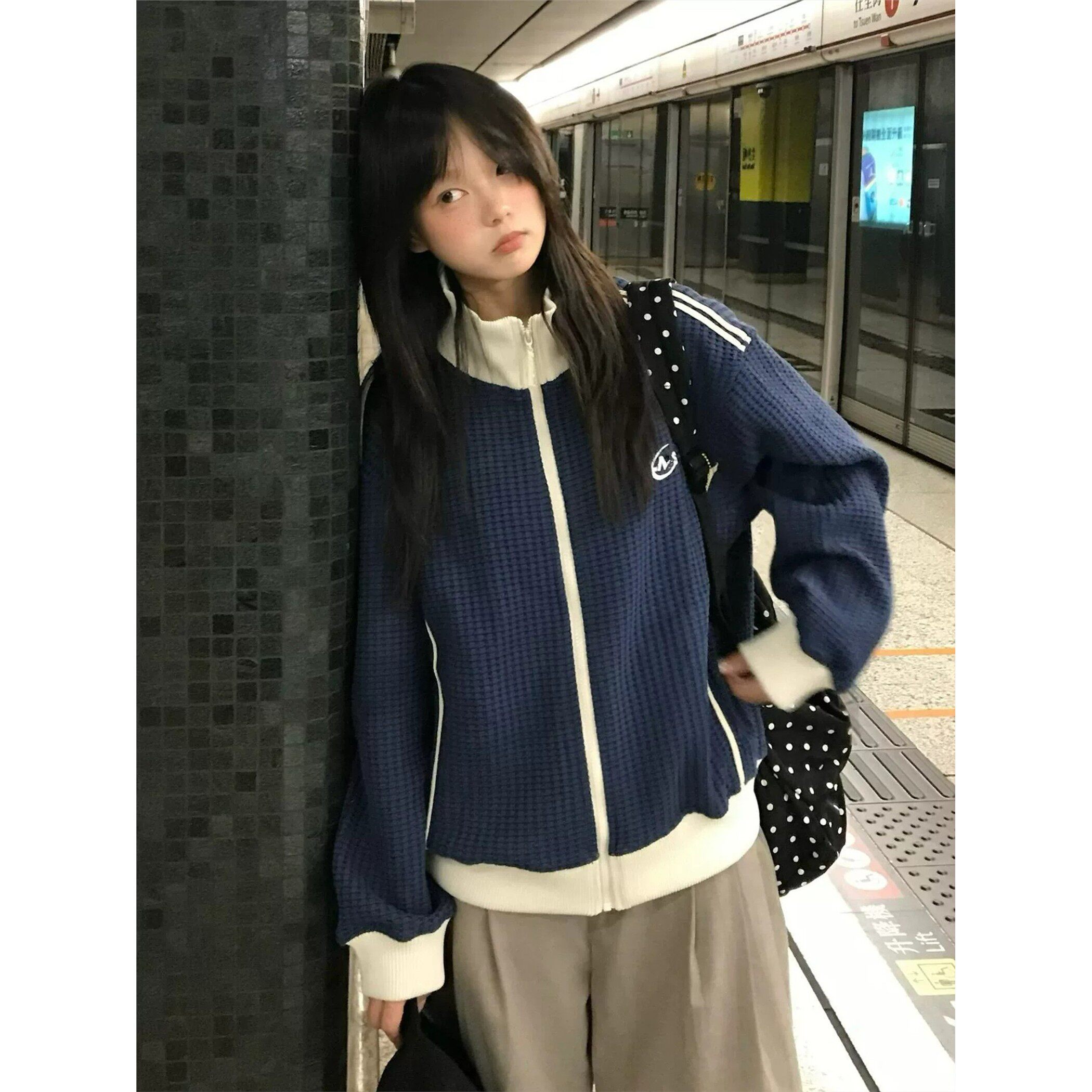 韩系复古立领华夫格卫衣