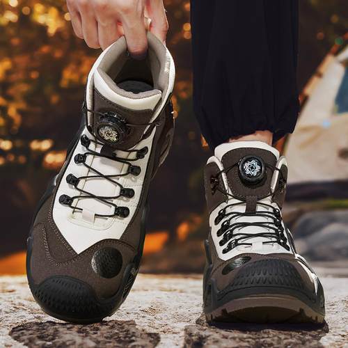 旋转纽扣马丁靴男款秋季透