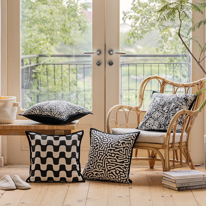 极速侘寂风现代轻k奢黑白色艺术线条高端客厅沙发抱枕套靠枕样板