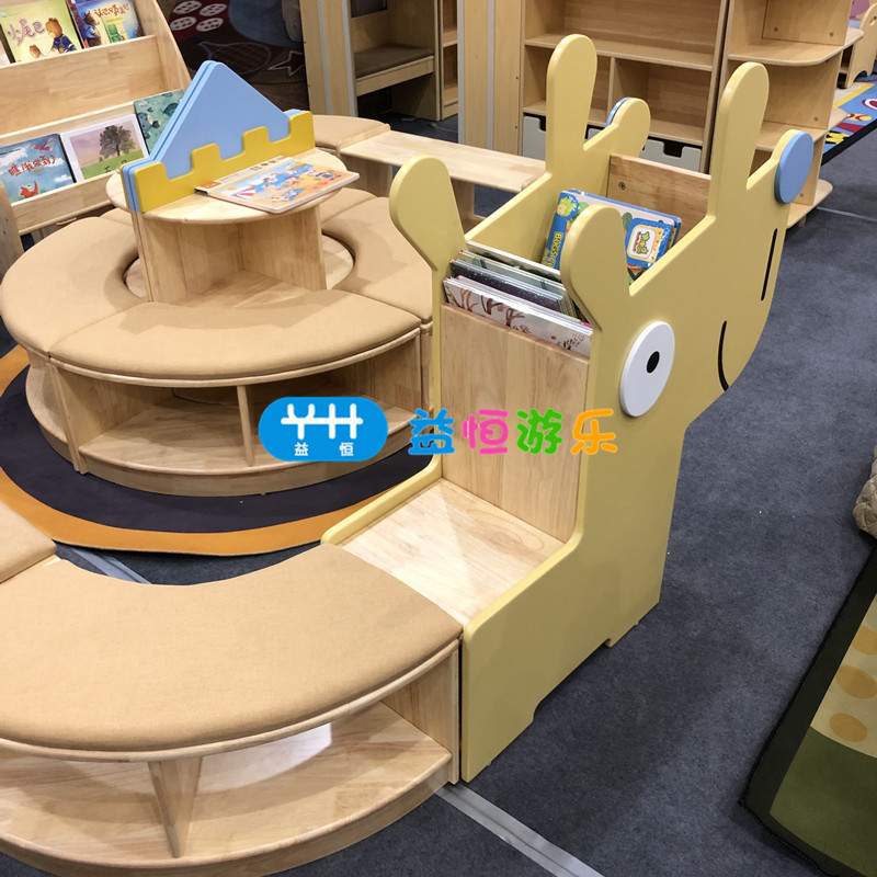 幼儿园组合阅读书架儿童软包坐柜图书室软包橡木柜子绘本收纳柜子