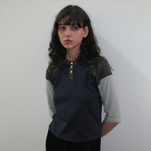 设计柔软针织上衣 插肩袖 多色块拼接亨利领针织T恤 PARTIMENTO