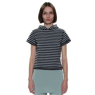 修身短款双口袋时尚连帽短袖T恤