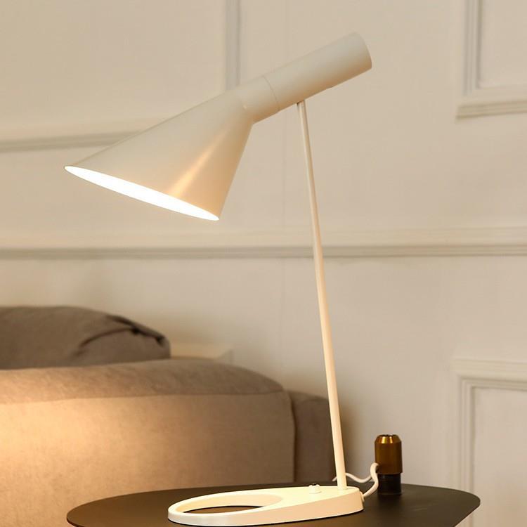 北欧卧室床头台灯LED简约现代美式酒店样板书房阅读装饰桌灯外贸