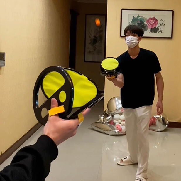 弹力抛接球手抓球户外亲子互动