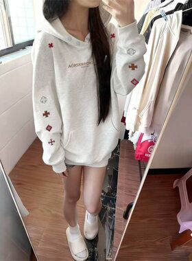 ZHAP重磅纽扣连帽卫衣女秋冬款设计感趣味设计感通勤加绒加厚上衣