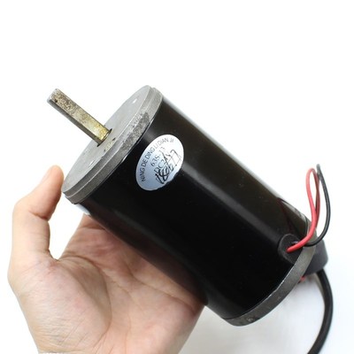 永磁直流有刷电机ZYT63S-13 DC24v2200转低转速马达D轴8mm