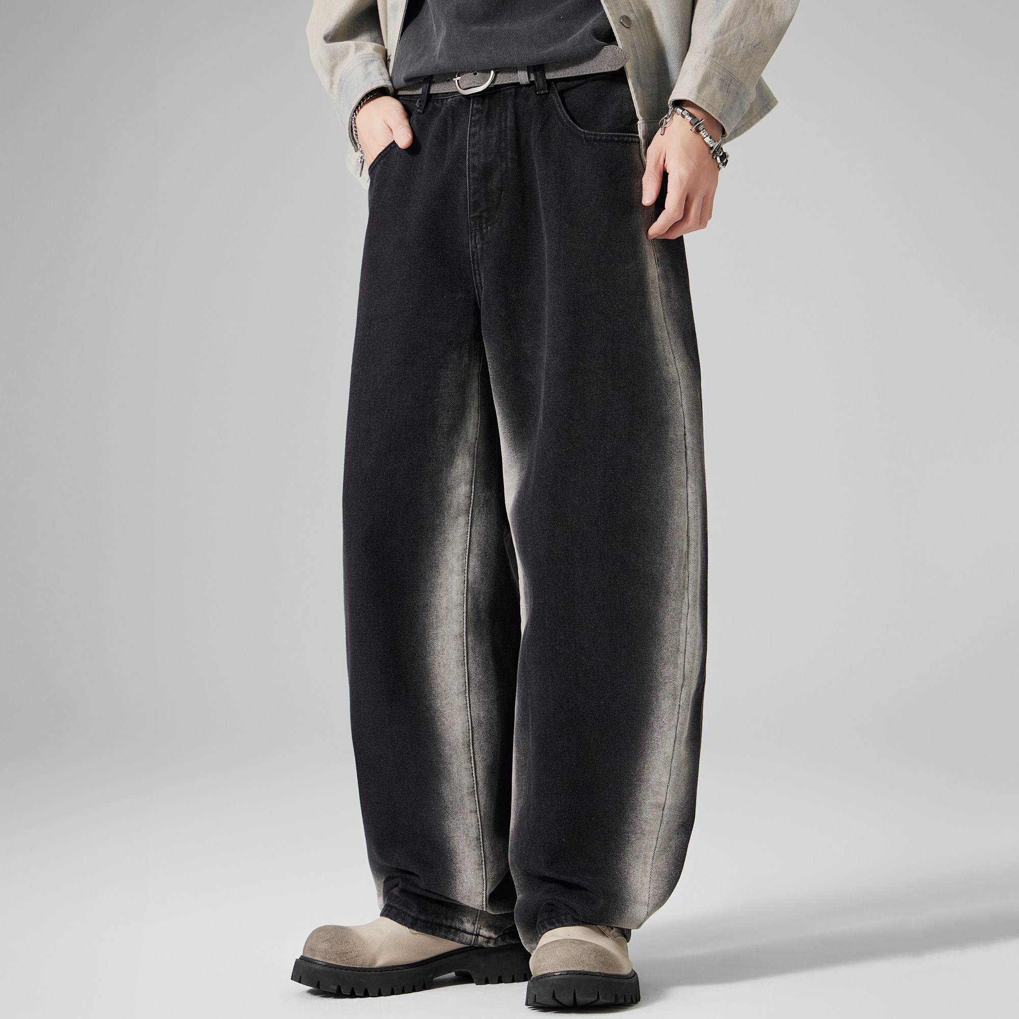 美式潮牌加厚牛仔裤男款2025冬季黑色弯刀裤子渐变高街宽松直筒裤