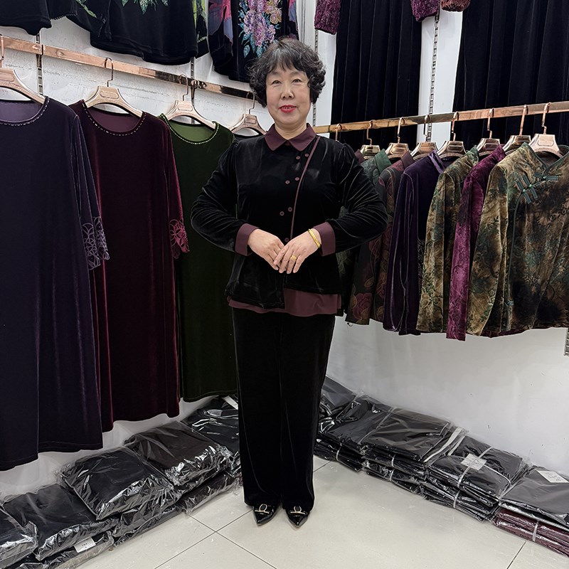 妈妈秋冬新款丝绒翻领长衫打底衫女套头50多岁翻领U假两件洋气套