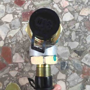 三通 新源机械轮式 挖掘机65 75双通单向阀 通用配件 阀门