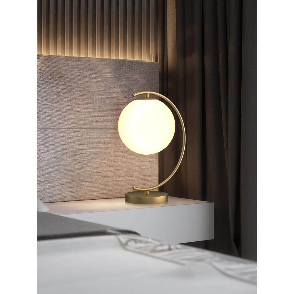 卧室床头台灯创意轻奢简约时尚温馨浪漫后现代全铜台灯北欧灯具