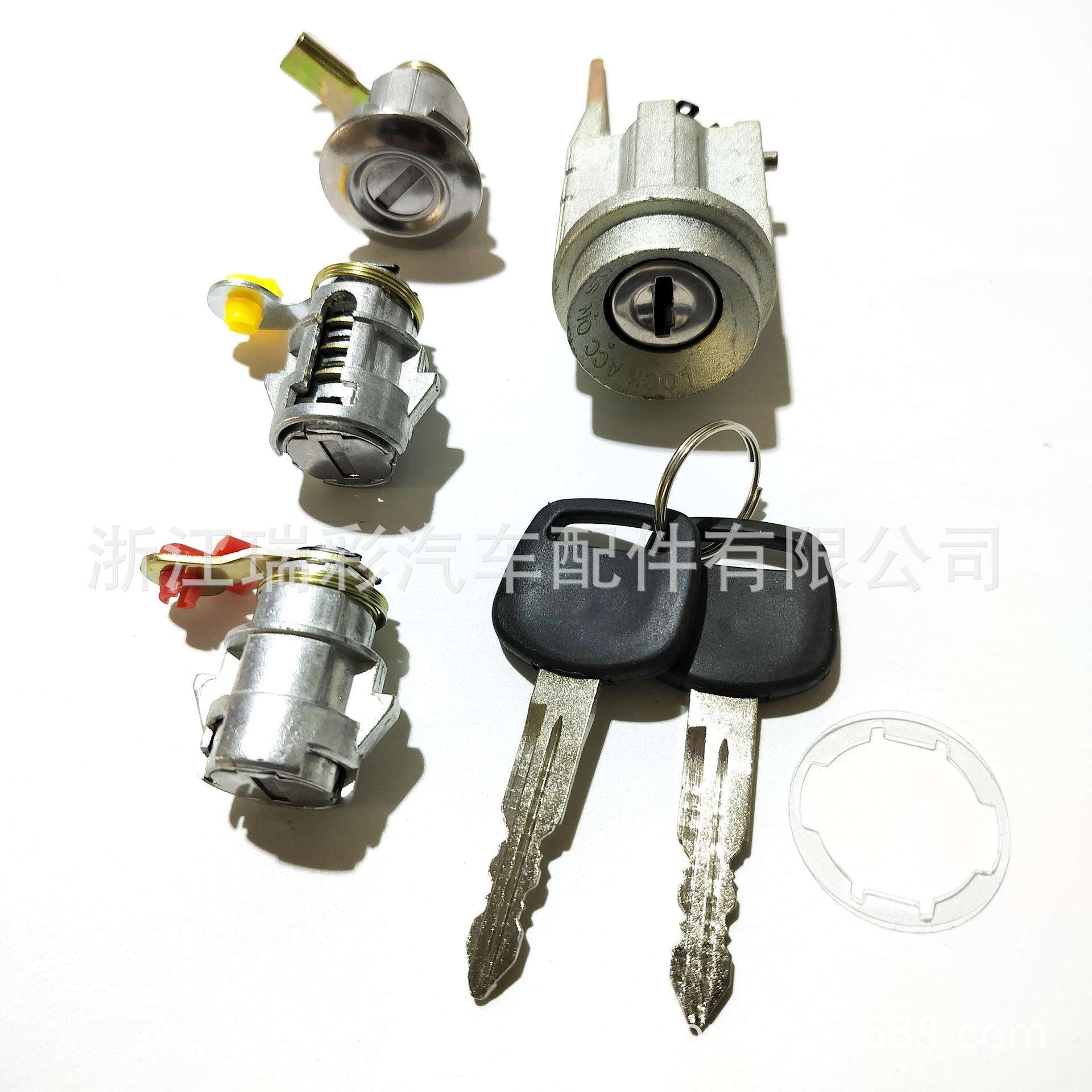点火开关车门锁用RN85 LN106 88-97 YN140 6905860041 D2191608