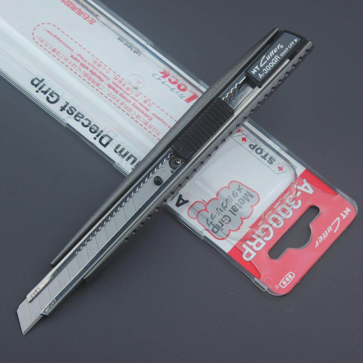 日本A-300GRP美工刀 NT cutter厚实耐用金属壁纸刀自锁推原装进口