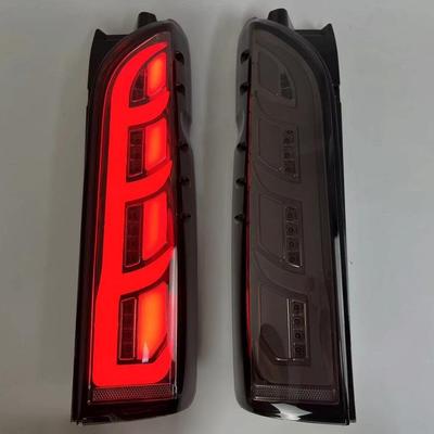 适用于丰田05-18款海狮hiace200系汽车LED尾灯改装刹车流水转向灯