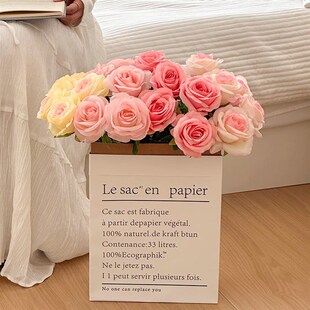 新品ins风法式玫瑰花假花仿z真花摆设干花装饰摆件纸袋手捧花拍照