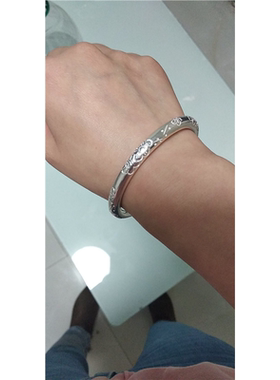 纯银工匠梅花手镯一体999