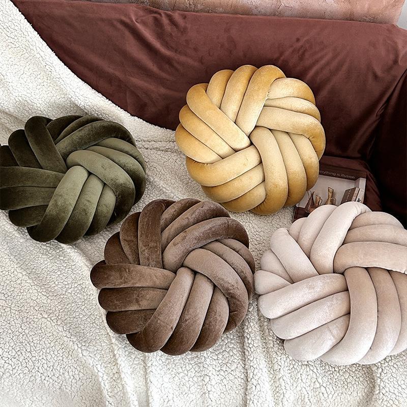 欧式轻奢金丝绒编织三股圆坐垫客厅靠垫床头靠枕飘窗沙发毛绒抱枕