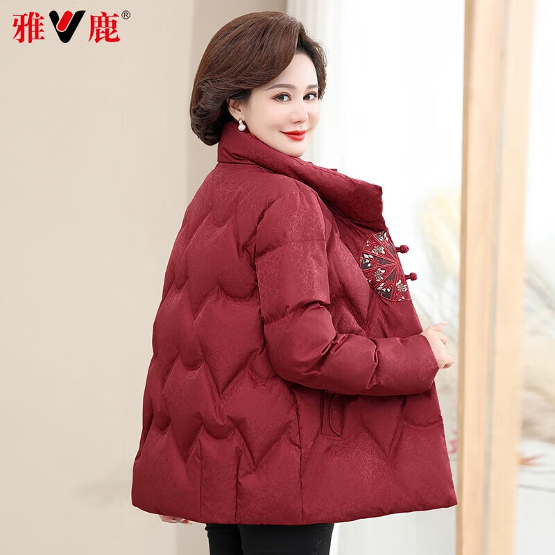 雅鹿中老年羽绒服女2026冬季新款保暖妈妈装上衣服新中式短款外套