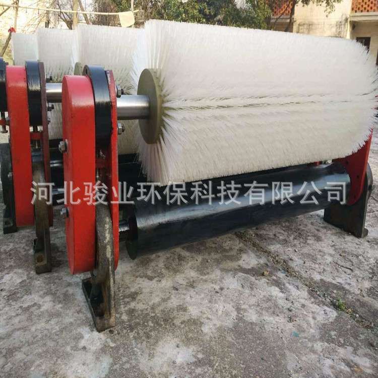 厂家生产 按需  电动滚刷清扫器电动清扫机刷辊 清扫器 毛刷