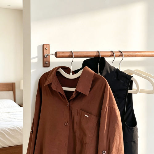 黑胡桃木实木挂衣架卧室次净衣服收纳架服装店壁挂衣帽展示挂衣杆