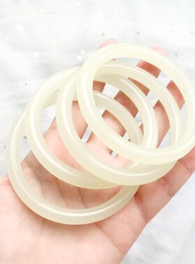 极速冰种青白色小清新女款手镯z 粗圆条叮当冰透浅绿奶绿色少女镯