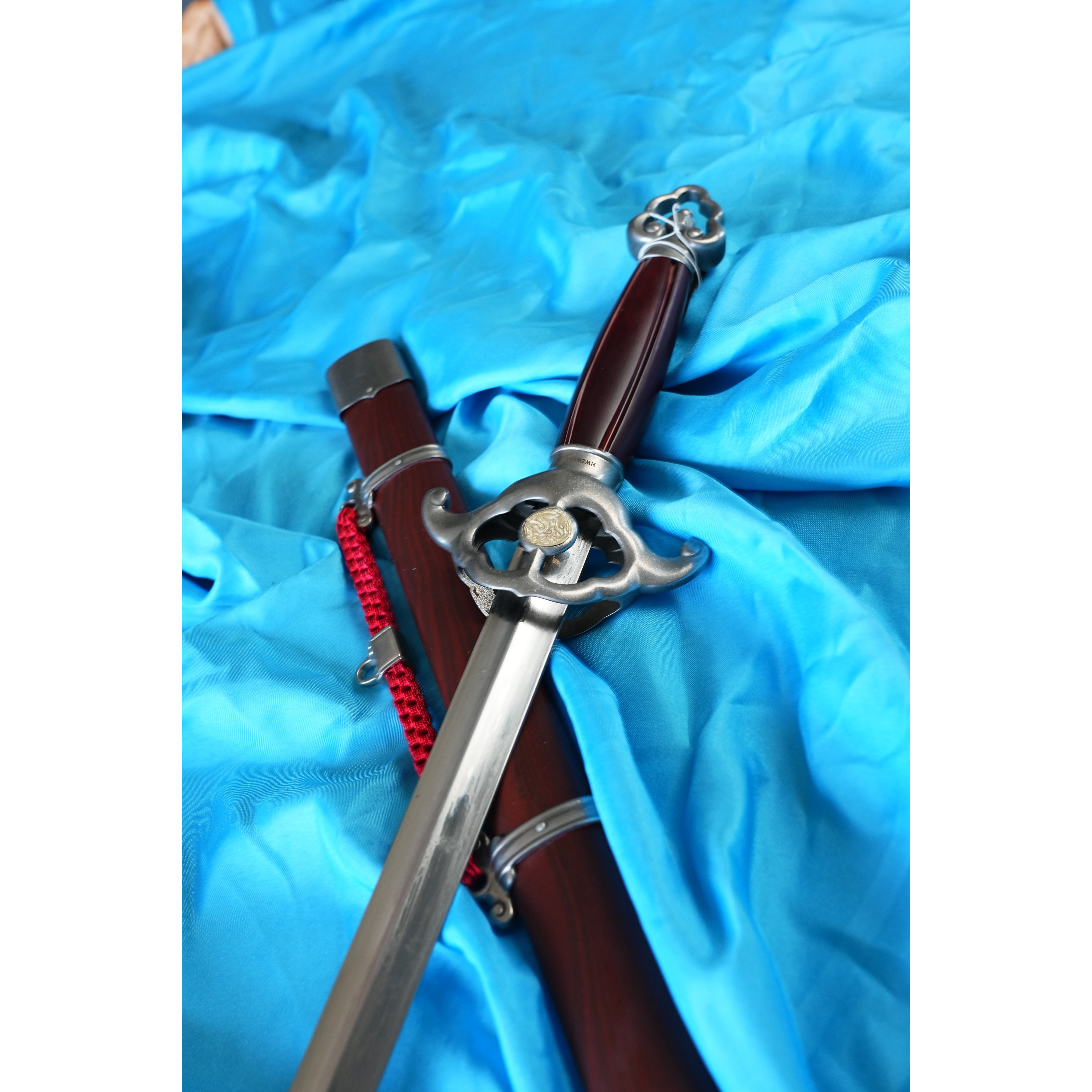 【现货】汉威中国武术剑外贸尾货竞技武器未开刃有兵击版本