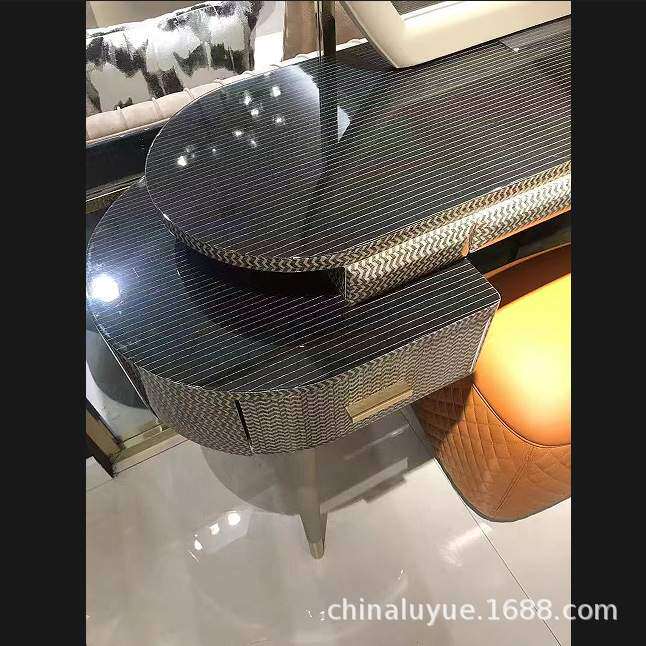轻奢梳妆台后现代意式港式书桌镜子组合高档高级感卧室化妆桌