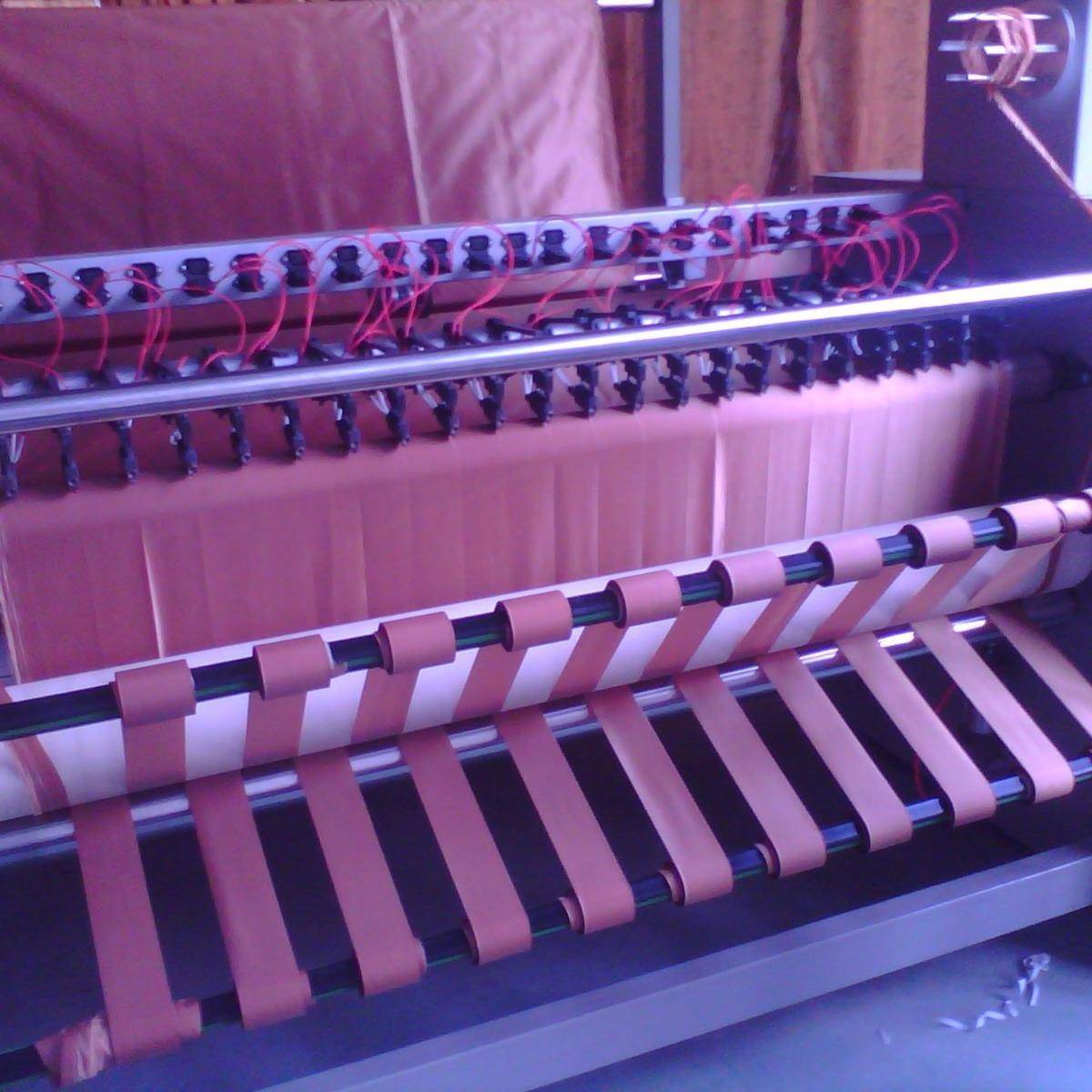 厂家供应自动布料热切分条机无纺布分切机超声波切花边机