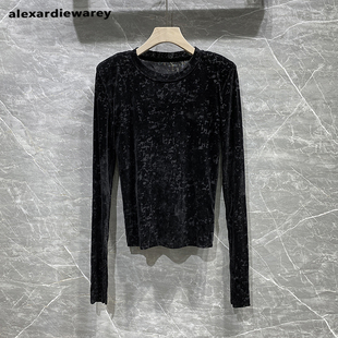 打底衫2025新款今年流行爆款高级感可外穿年轻版修身丝绒内搭上衣