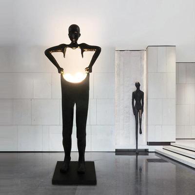 现代艺术雕塑人形提裤大型落地抽象雕塑摆件客厅酒店展厅软装饰品