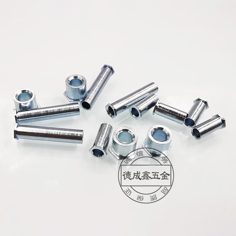 SO-83.6/84.1-3/4/5/6/8/10/12/14/15/16/18/20/22光孔压铆螺柱