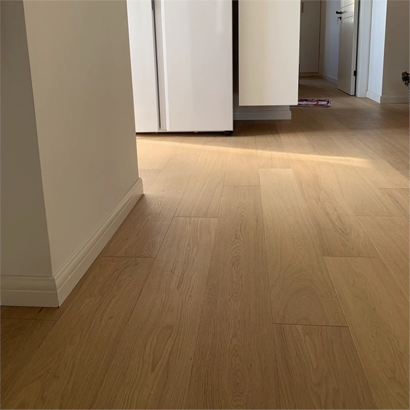 新三层地板橡木实木复合黑胡桃木皮地热锁扣家用ENF厂家直销15mm
