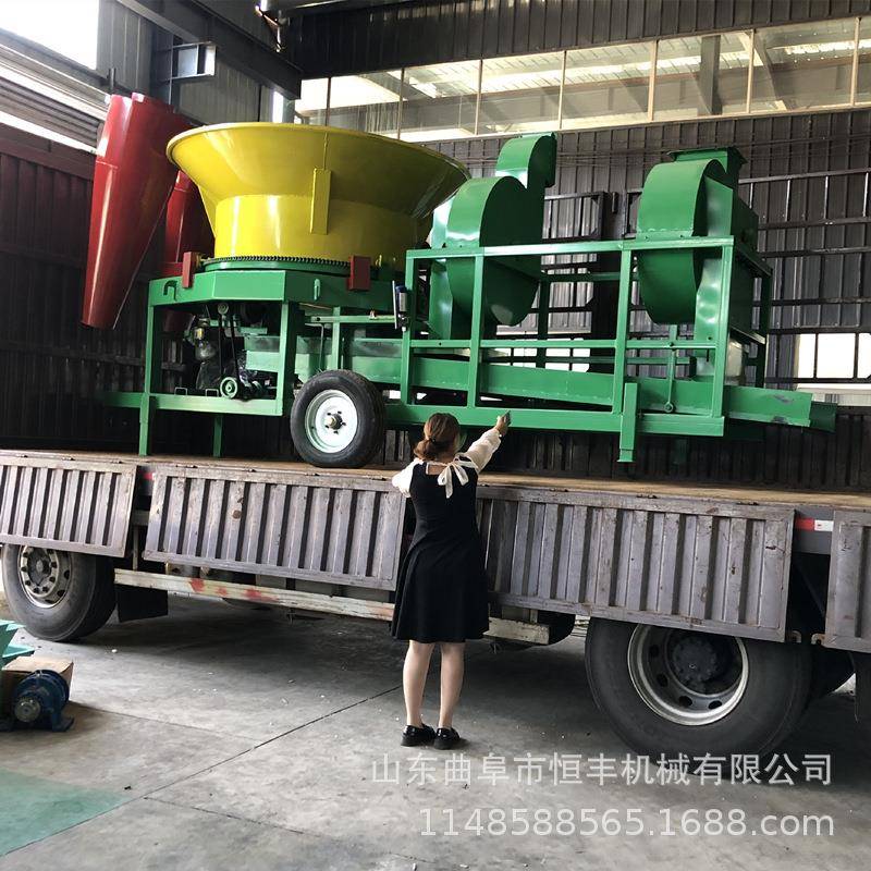 内蒙大型圆盘稻草玉米秸秆粉碎机养殖牛羊用铡草揉丝粉碎干湿两用