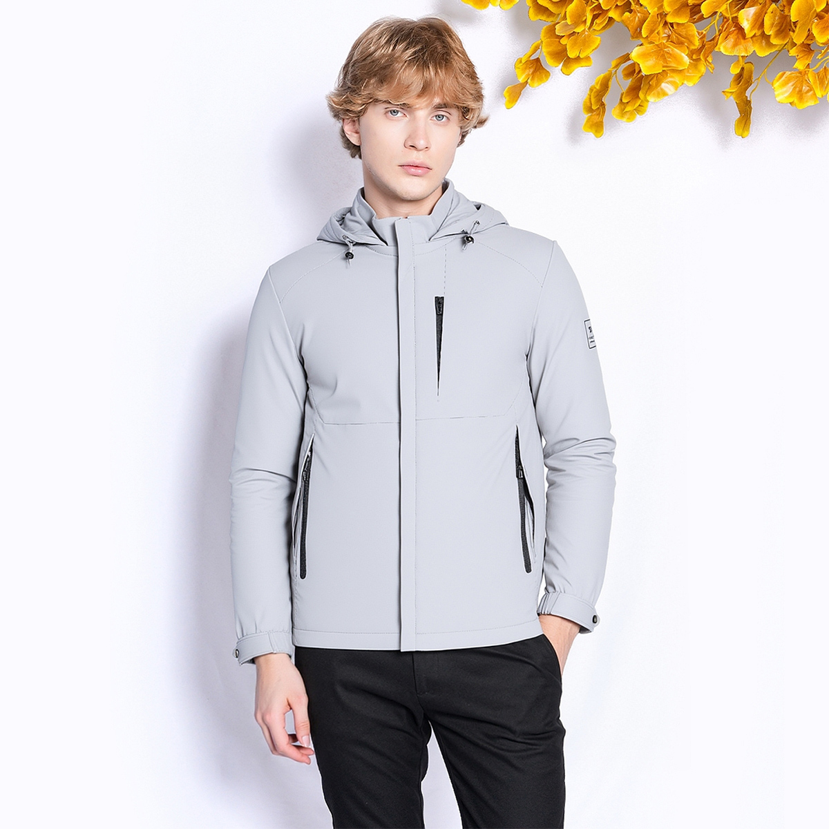 宾度户外运动风连帽拉链夹克