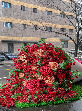 网红打卡拍照道具巨型花束捧花落地摆件大型商场店铺橱窗装饰布置