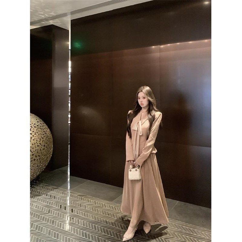 春季气质长袖西装外套上衣内搭衬衫女a字半身裙子甜美风三件套女