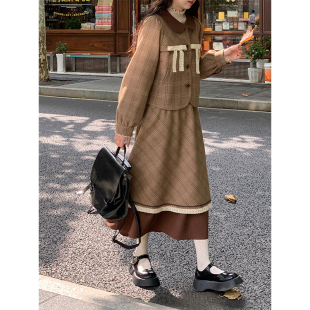 极速罐头士多所 今年流行两件套蕾丝蝴蝶结棕色格纹W短外套a字半