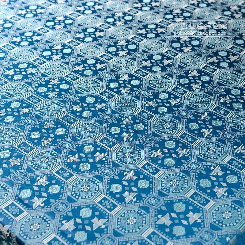 壮族传统壮锦蟒龙纹鱼燕纹图案面料 办公会议展览民族装饰大布料