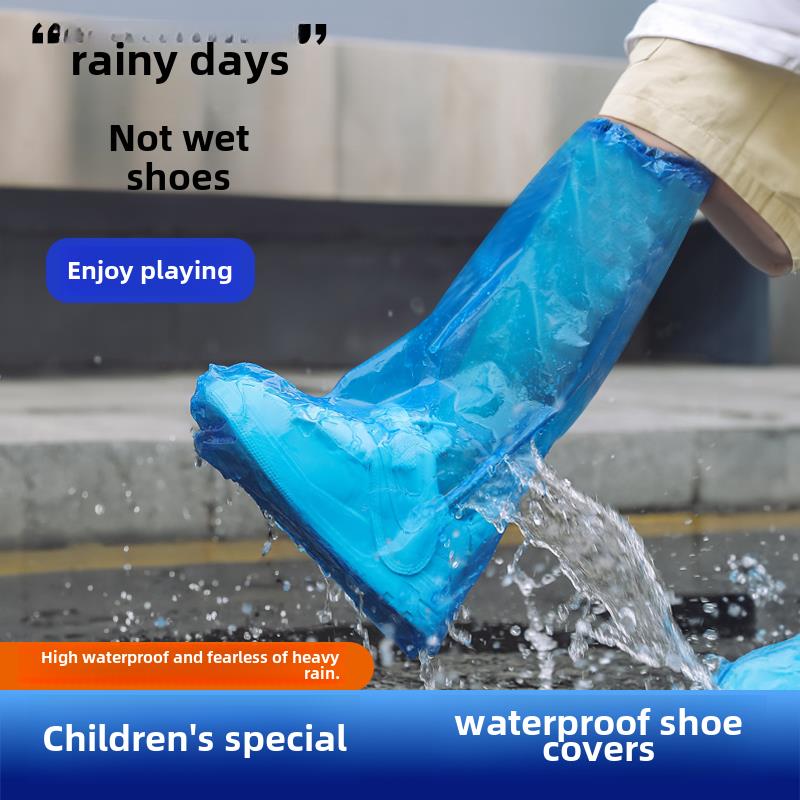 【天猫正品】一次性雨鞋套儿童雨天防水独立包装卡片脚套学生成人