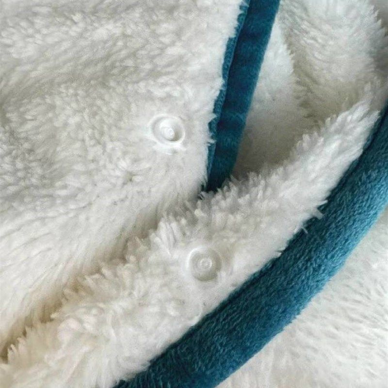 卡通可爱呆萌企鹅四季通用带帽披风斗篷宅人家居办公室宿舍空调毯