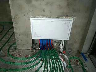 地暖分水器箱子 分水器遮挡箱 铁质喷塑烤漆暗箱 110/150型号齐全