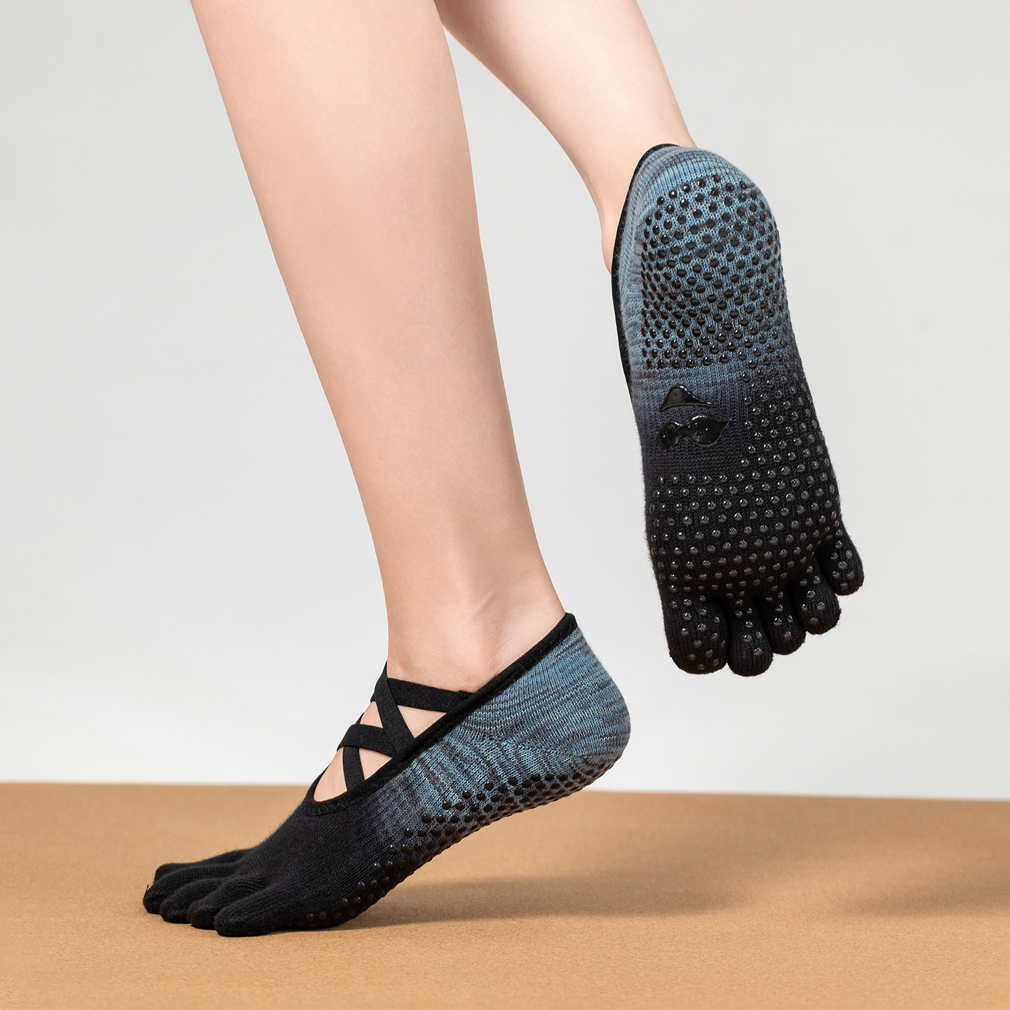 SIXHYS专业防滑普拉提袜瑜伽袜子女芭蕾系列五指分趾室内健身舞蹈