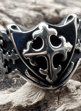 ROCK PUNK霸气十字架盾牌戒指男士高级感潮牌食指环小众个性饰品