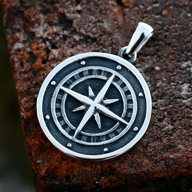 Rock Punk坠 朋克风钛钢吊坠古风钛钢罗盘指南针吊坠创意复古项链