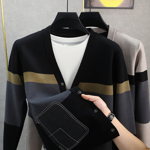 不起球~高级感开衫男针织衫V领布贴条纹春秋季男士毛衣外套外搭潮